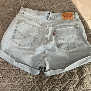 LEVI high rise jean shorts